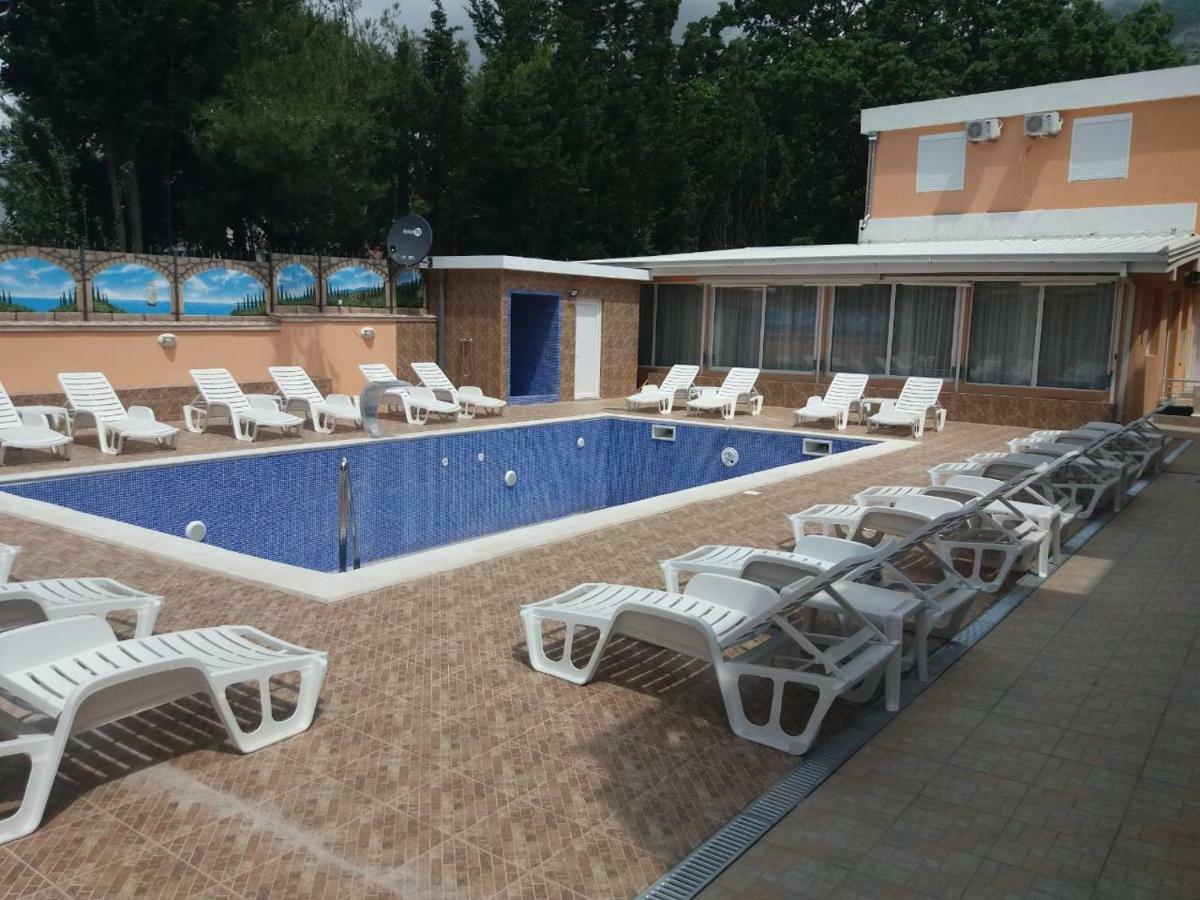 Guesthouse Vila Smilja Подгорица Экстерьер фото